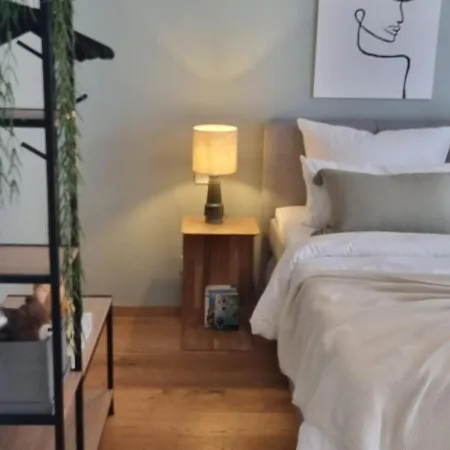 Waldgefluester 2-Zi-Designoase Mit Terrasse Und Tiefgarage Im Neubau *